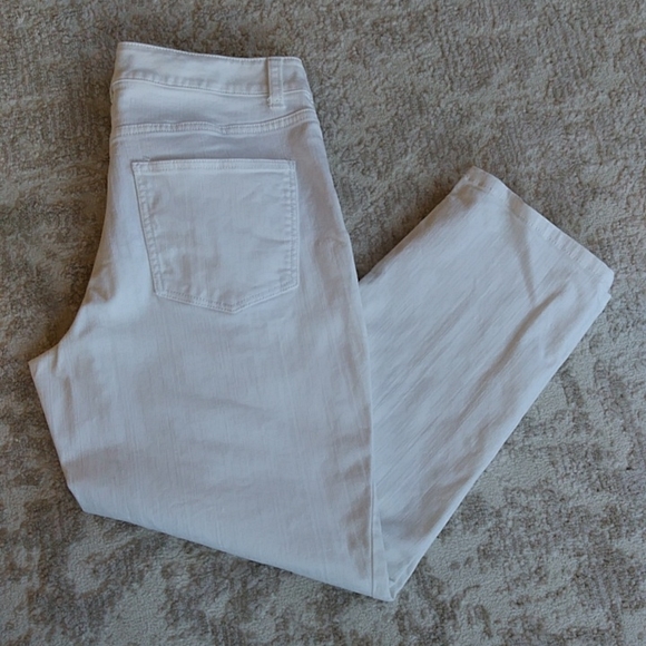 Talbots Curvy Slenderizing Jeans 6 White - Picture 2 of 16